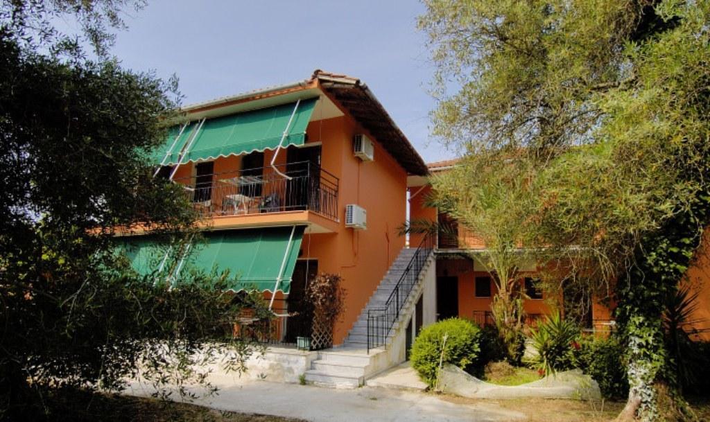 Milos Studios Parga Esterno foto